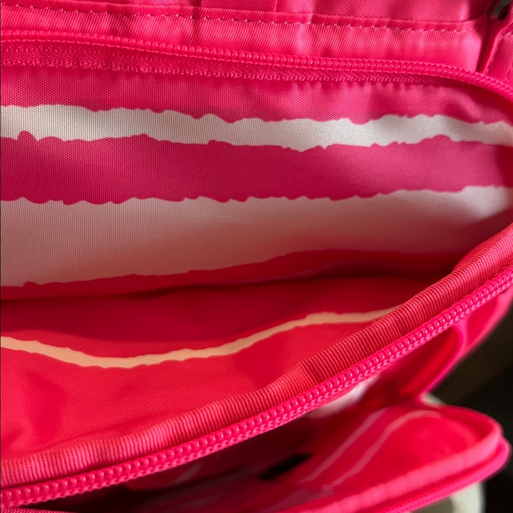 Lug Magenta Canter Quilted Backpack, crossbody and tote. - Picture 8 of 9